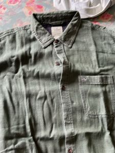 Men's Casual Green Button-Up Shirt