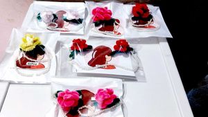 Floral Hair Clips with Pearl Chain