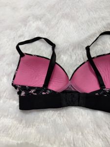 Victoria’s Secret wireless T-shirts bra