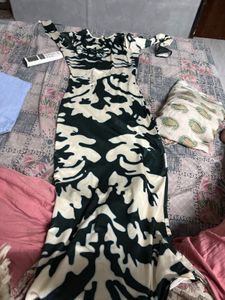 Unique Green &amp; Cream Bodycon Dress