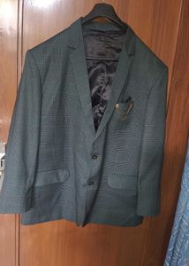 Men's party n formal wear suitable for all occasio