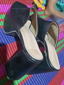 Chic Black Platform Wedge Sandals