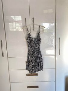 H&amp;m Chic Black &amp; White Wrap Dress