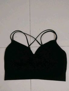 Savana women black criss cross sports bra