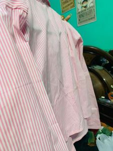 Chic Pink Striped Cropped Shirt