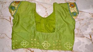 Beautiful Green &amp; Purple bandhani saree