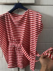 🍷Red &amp; White Striped Top
