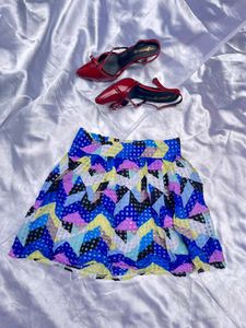Vibrant Geometric Print Mini Skirt