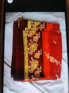 Beautiful Floral Print Saree