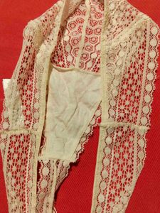 Women’s Cream Lace Thong Panty – Size M