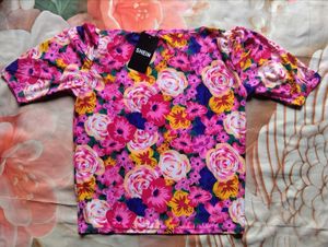 Floral Puff Sleeve Crop Top