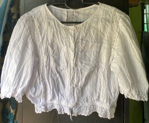 White Lace Trimmed Cropped Blouse