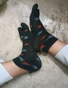 Cute Floral Toe Socks