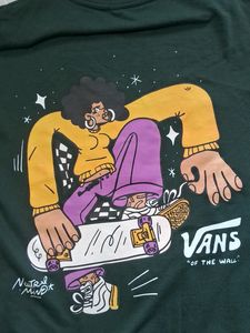 vans oversized T shirt