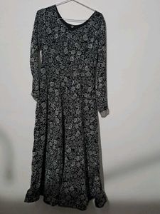 Floral Maxi Dress - Elegant &amp; Flowing