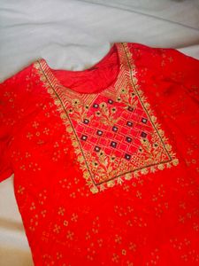 Red beautiful kurti for women