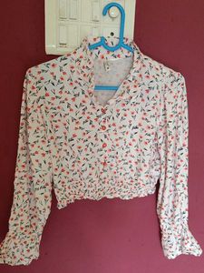 Chic Floral Print Crop Top