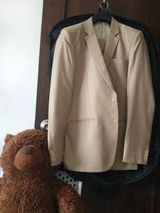 brand new👌📣42 &32Classic Tan Suit for Sale