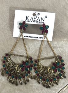 Intricate Ethnic Gold Jhumka Earrings