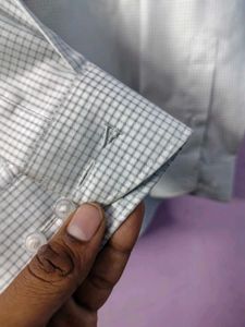Van heusen Classic Checkered Formal Shirt