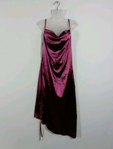 brand new (urbanic)Satin Ruched Midi Dress