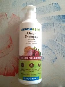 Mamaearth Onion Shampoo