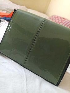 Chic Olive Green Patent Clutch Bag