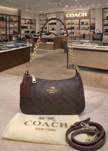 COACH  CROSSBODY TERI BAG* 👜 WITHOUT BOX