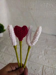 Crochet 'I Love U' Bouquet