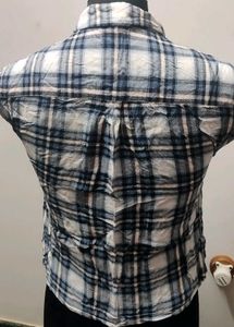 Plaid Sleeveless Shirt