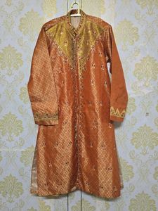 Men's Embroidered Kurta