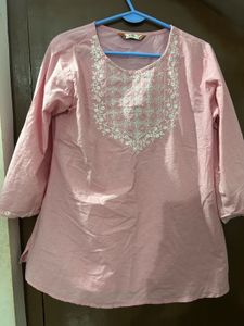 Pink Embroidered Cotton Kurta