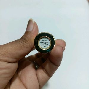 Zudio Serum Lipstick