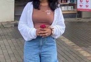 white Cropped zipper