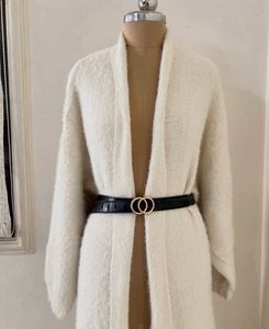 Chic Tweed Cropped Jacket