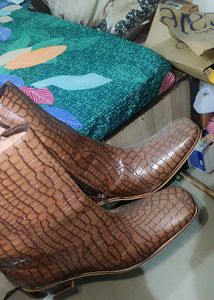 brown printed leather Hi neck boots