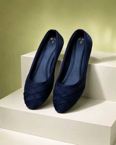 Elegant Navy Blue Ballet Flats