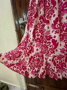 Chic Pink Floral Print Midi Dress