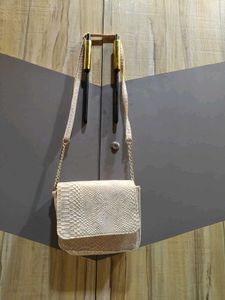 Chic Snake Print Crossbody Bag