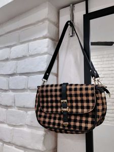 Chic Plaid Crossbody Bag