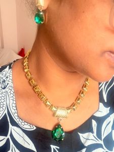 Anti-turnish Gold Tone Emerald Pendant Necklace &amp;