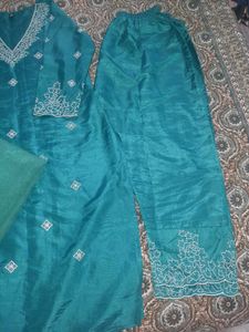 Teal Embroidered Kurti Set