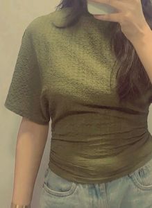 HM Top  without tag but it’s completely new