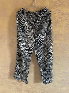 H&amp;M Zebra Print Button-Up night suit /co ord