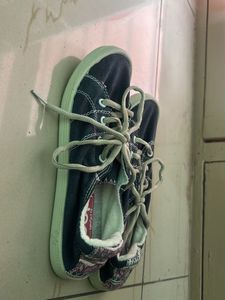 Comfortable Navy Blue Canvas Sneakers