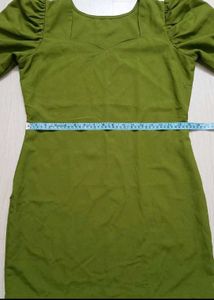Brand new Stylish Green Kurta Set with Puff Sleeve