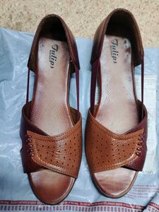 Unused Flat ladies Sandal Size - 38EU (5 uk)
