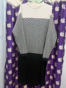 Stylish Chevron Knit Dress