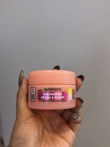 Garnier Niacinamide Fresh & Plump Cream