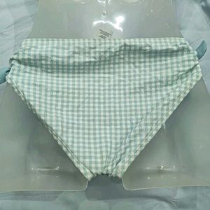 ⚛️ Cute Gingham Bikini Bottom